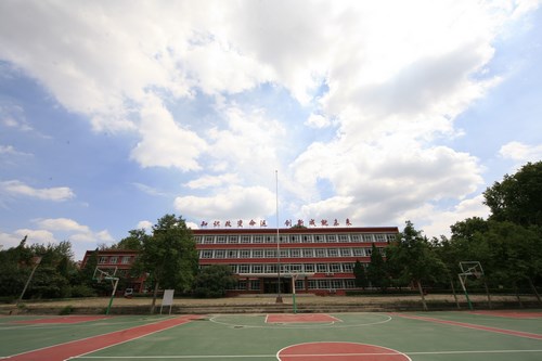 中國洛陽一拖技師學院有哪些熱門專業？